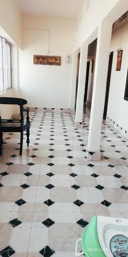 Bhuban Heritage Inn Puri Buitenkant foto